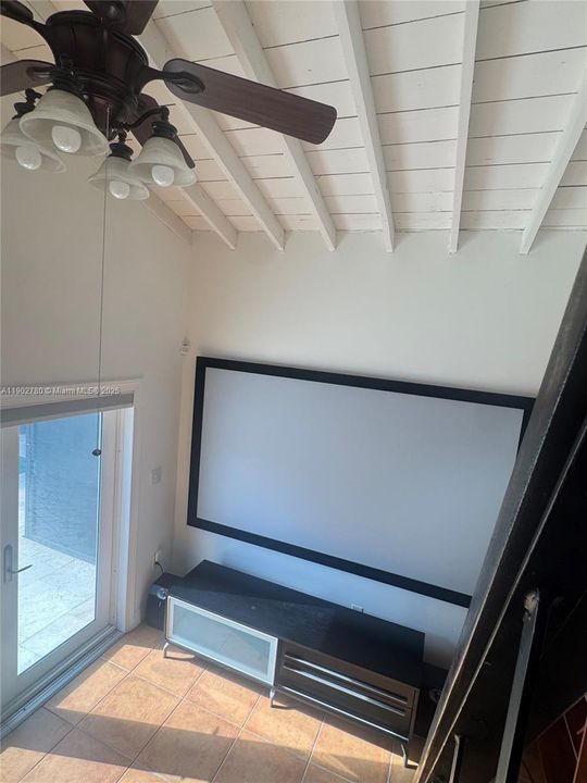 For Rent: $6,700 (4 beds, 2 baths, 1764 Square Feet)