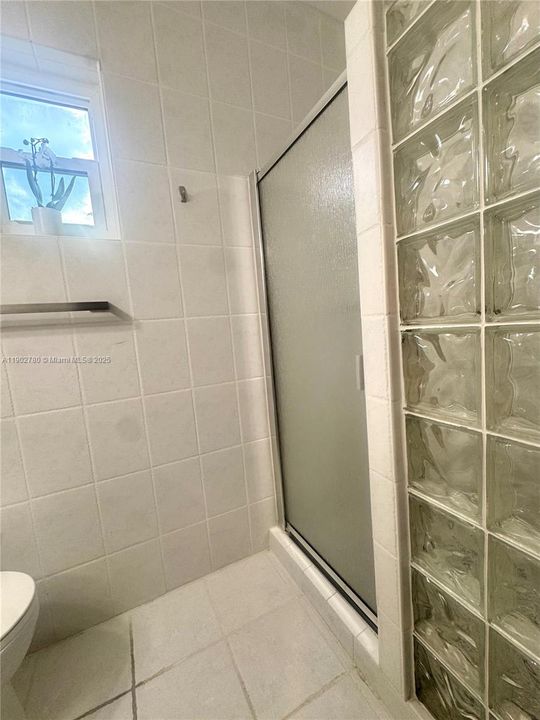 For Rent: $6,700 (4 beds, 2 baths, 1764 Square Feet)