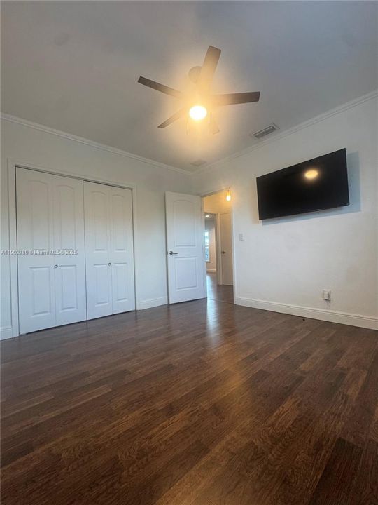 For Rent: $6,700 (4 beds, 2 baths, 1764 Square Feet)