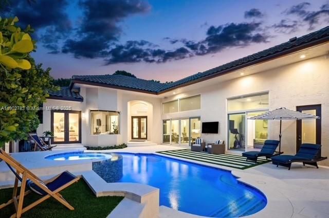 For Sale: $2,250,000 (5 beds, 4 baths, 3738 Square Feet)