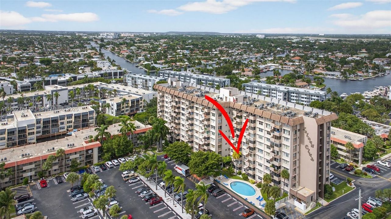 For Sale: $235,000 (1 beds, 1 baths, 630 Square Feet)