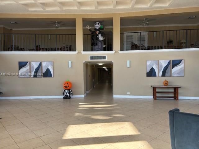 待售: $155,000 (1 贝兹, 1 浴室, 741 平方英尺)