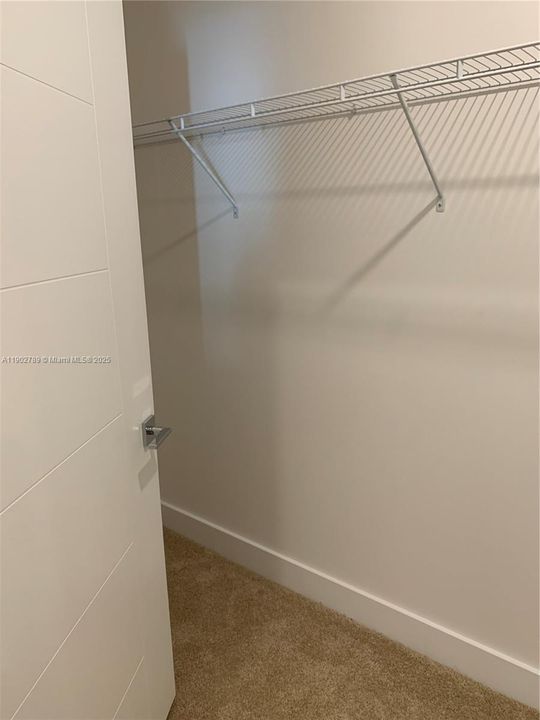 For Sale: $525,000 (3 beds, 2 baths, 1616 Square Feet)