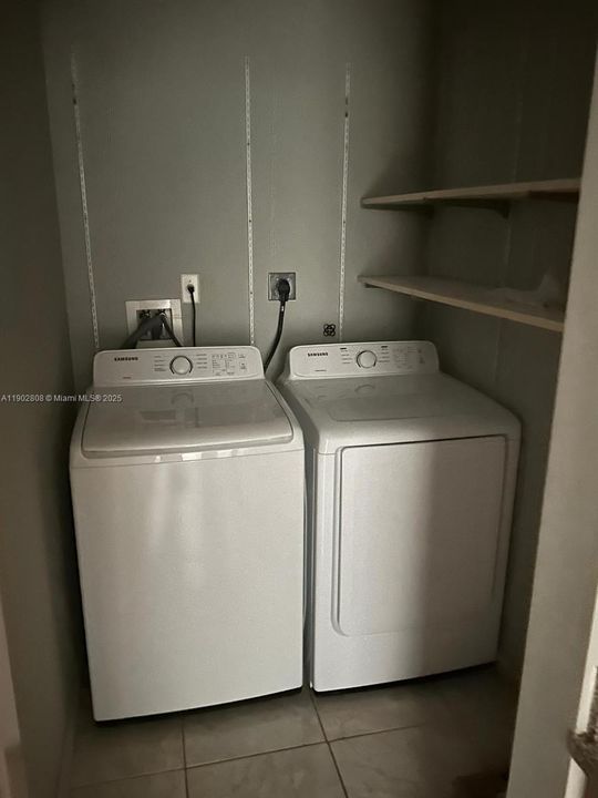 For Rent: $1,699 (2 beds, 2 baths, 1070 Square Feet)