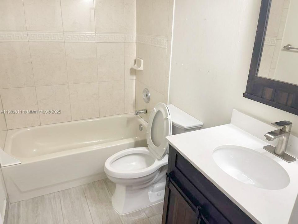 For Sale: $480,000 (3 beds, 2 baths, 1601 Square Feet)