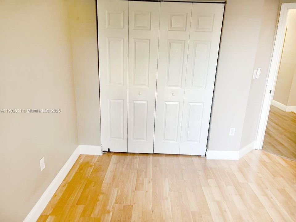 For Sale: $480,000 (3 beds, 2 baths, 1601 Square Feet)