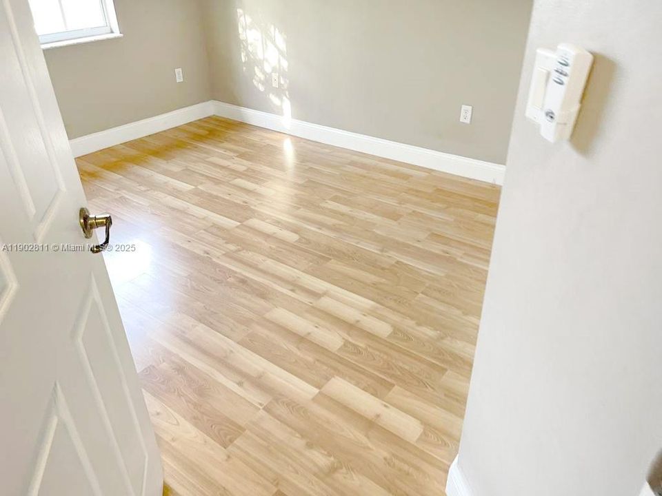 For Sale: $480,000 (3 beds, 2 baths, 1601 Square Feet)