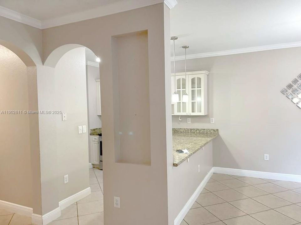 For Sale: $480,000 (3 beds, 2 baths, 1601 Square Feet)