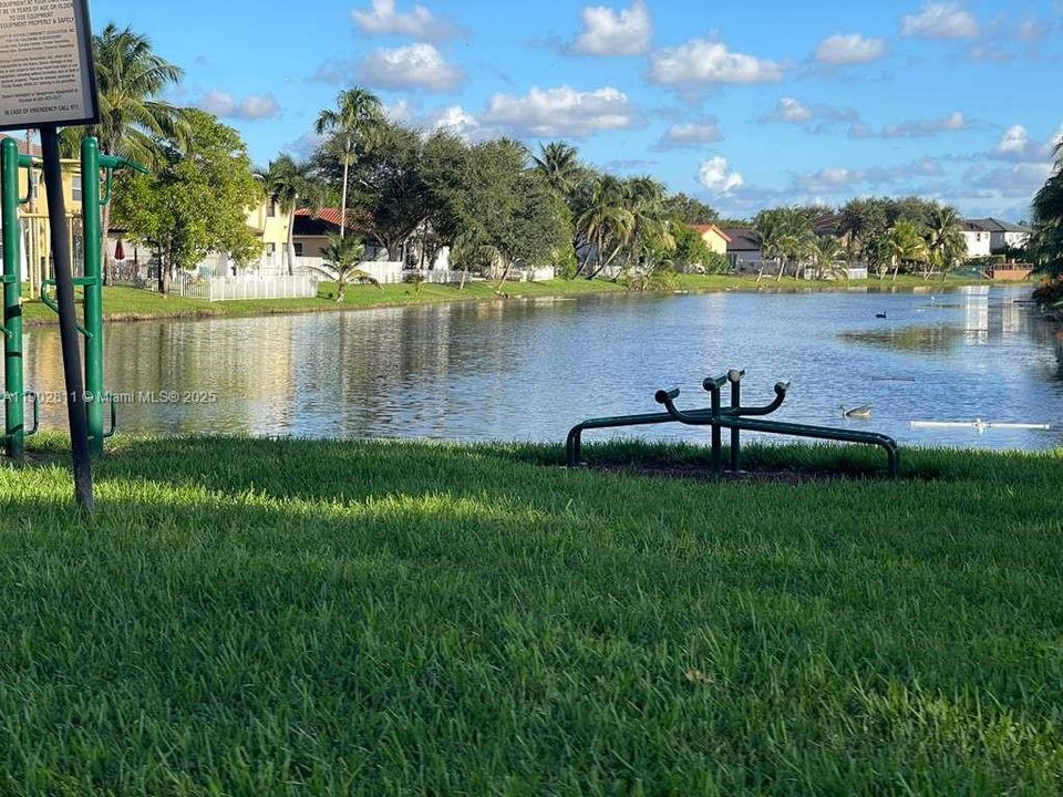 For Sale: $480,000 (3 beds, 2 baths, 1601 Square Feet)