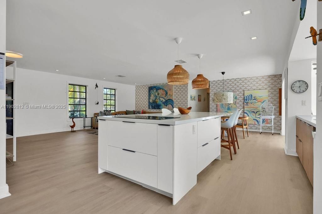 Active With Contract: $1,380,000 (4 beds, 3 baths, 2758 Square Feet)