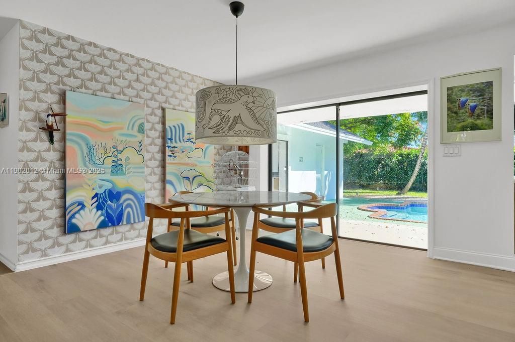 Active With Contract: $1,380,000 (4 beds, 3 baths, 2758 Square Feet)