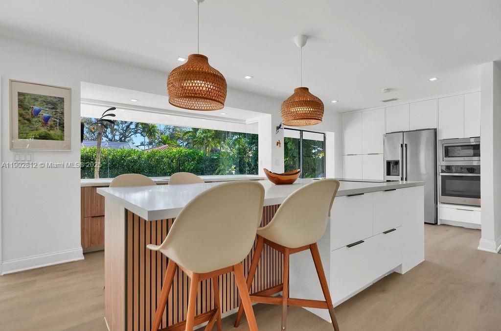 Active With Contract: $1,380,000 (4 beds, 3 baths, 2758 Square Feet)