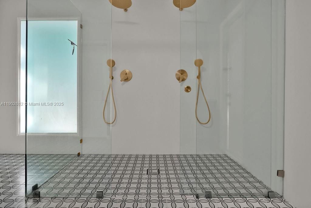 Active With Contract: $1,380,000 (4 beds, 3 baths, 2758 Square Feet)