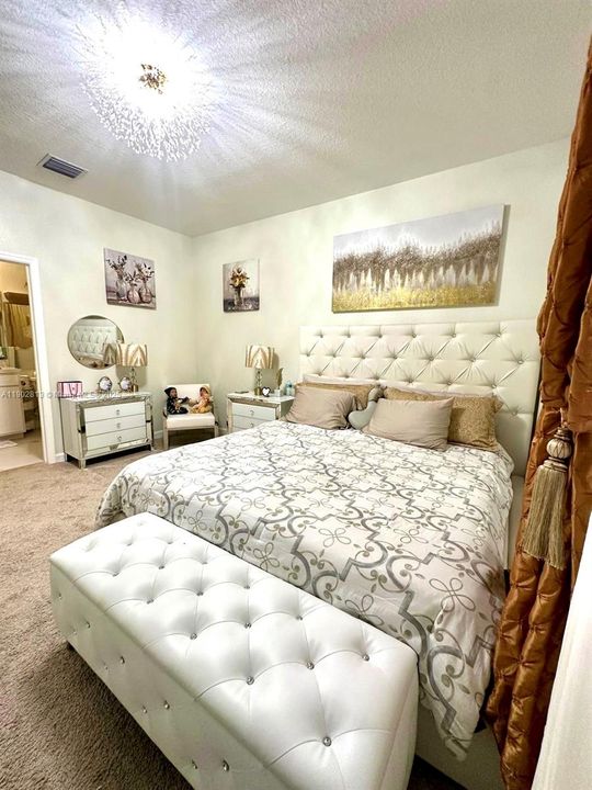 En Venta: $399,995 (3 camas, 2 baños, 0 Pies cuadrados)