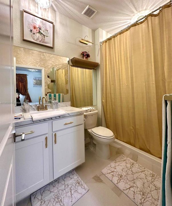 En Venta: $399,995 (3 camas, 2 baños, 0 Pies cuadrados)