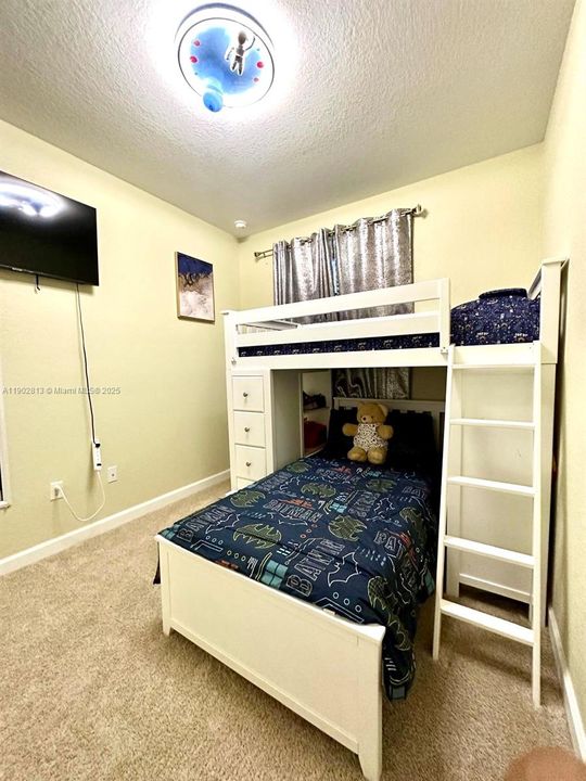 En Venta: $399,995 (3 camas, 2 baños, 0 Pies cuadrados)