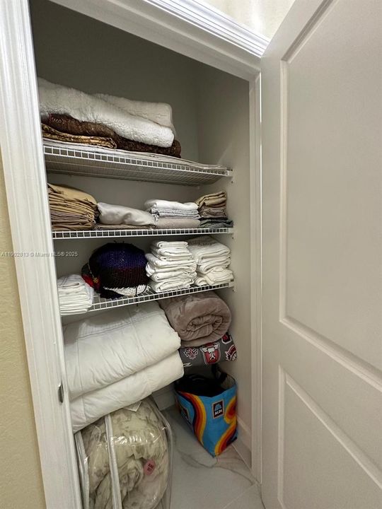 En Venta: $399,995 (3 camas, 2 baños, 0 Pies cuadrados)