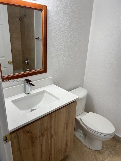 For Rent: $2,450 (3 beds, 2 baths, 1165 Square Feet)