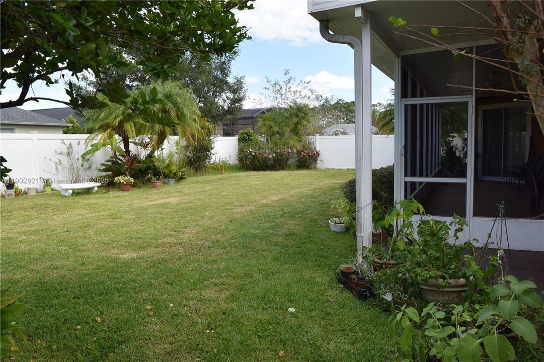 En Venta: $550,000 (4 camas, 3 baños, 0 Pies cuadrados)