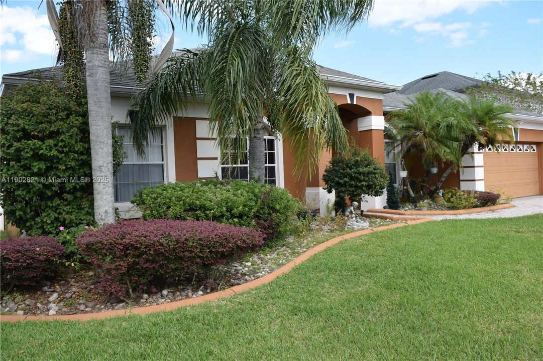 En Venta: $550,000 (4 camas, 3 baños, 0 Pies cuadrados)