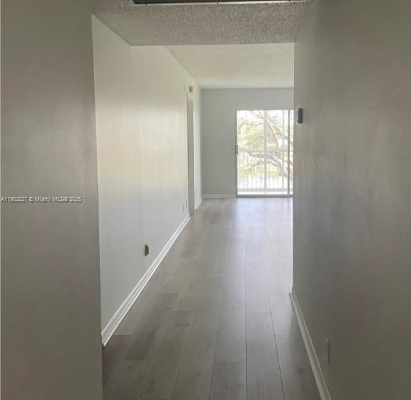 出租: $2,350 (2 贝兹, 2 浴室, 1100 平方英尺)