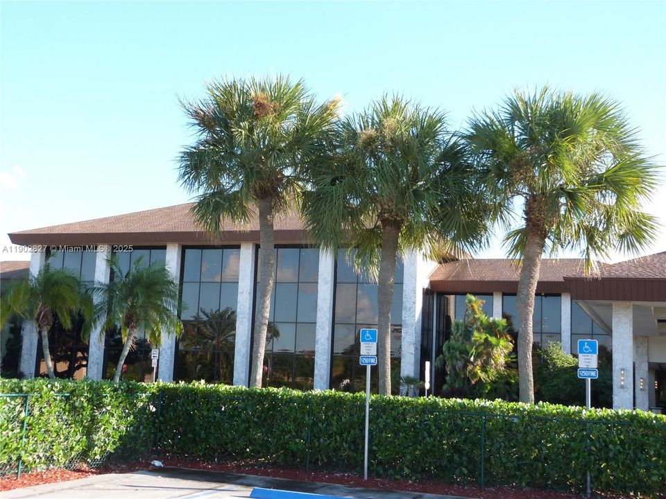 出租: $2,350 (2 贝兹, 2 浴室, 1100 平方英尺)