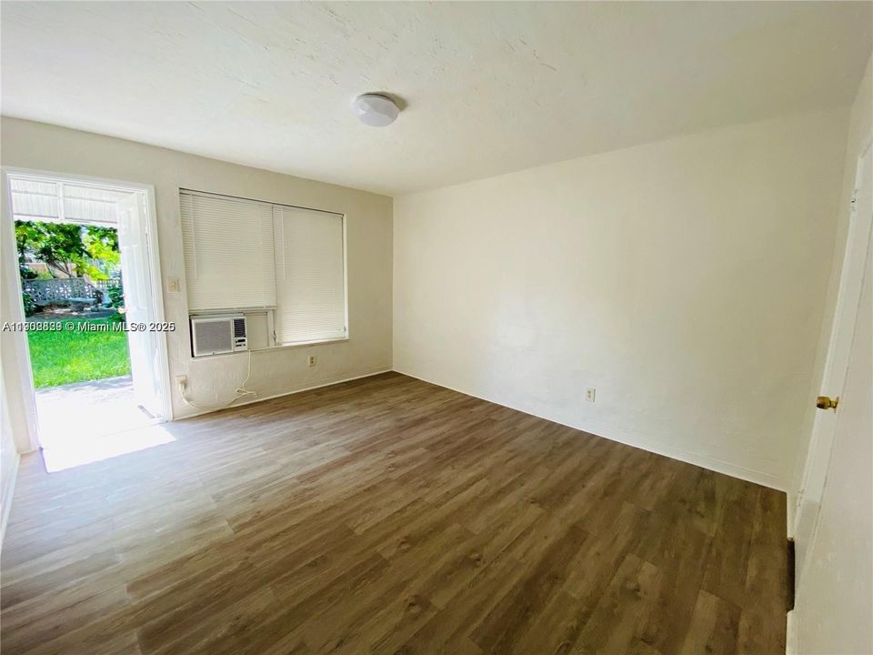 For Sale: $750,000 (0 beds, 0 baths, 1614 Square Feet)