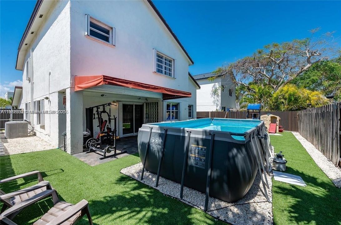 For Sale: $575,000 (4 beds, 3 baths, 2020 Square Feet)