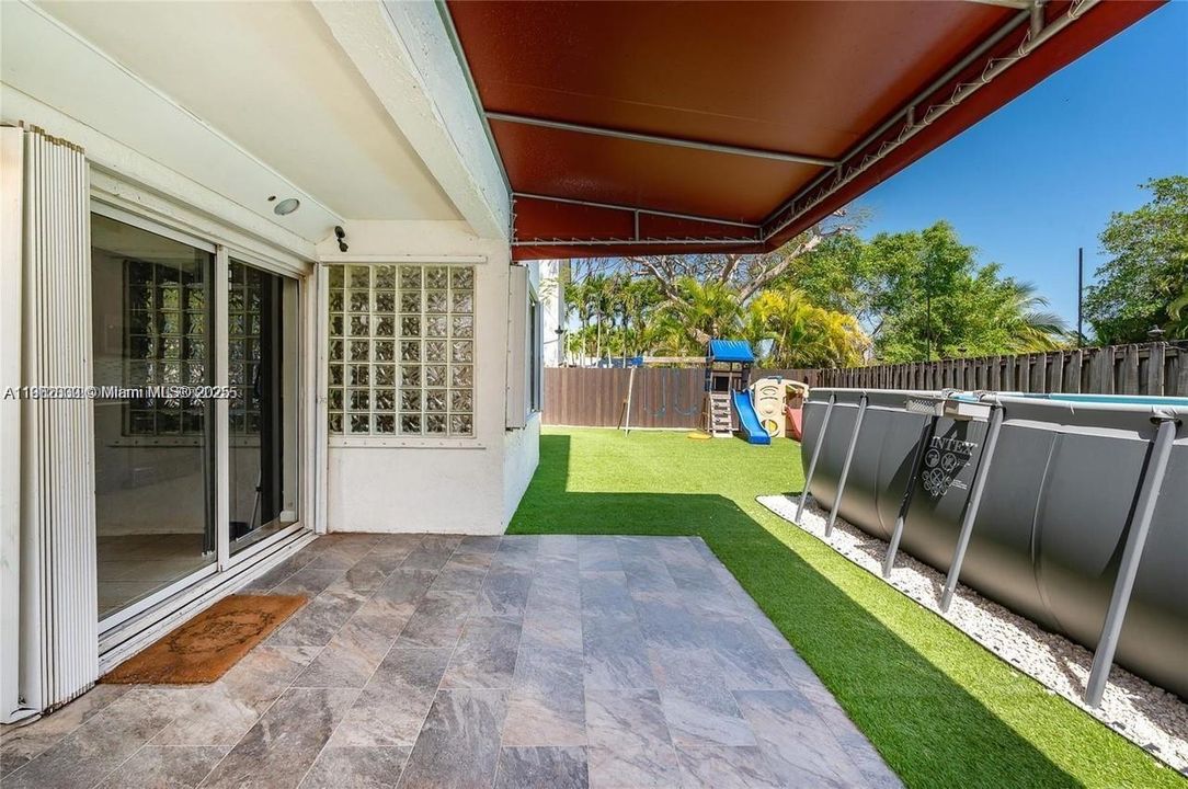 For Sale: $575,000 (4 beds, 3 baths, 2020 Square Feet)