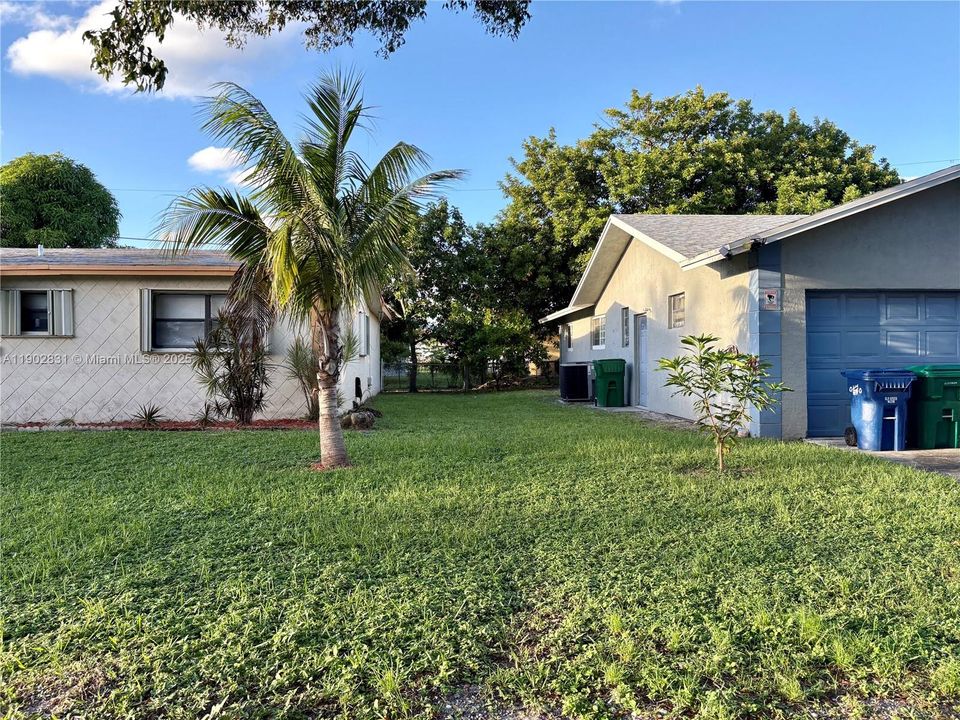 For Sale: $490,000 (3 beds, 2 baths, 1809 Square Feet)