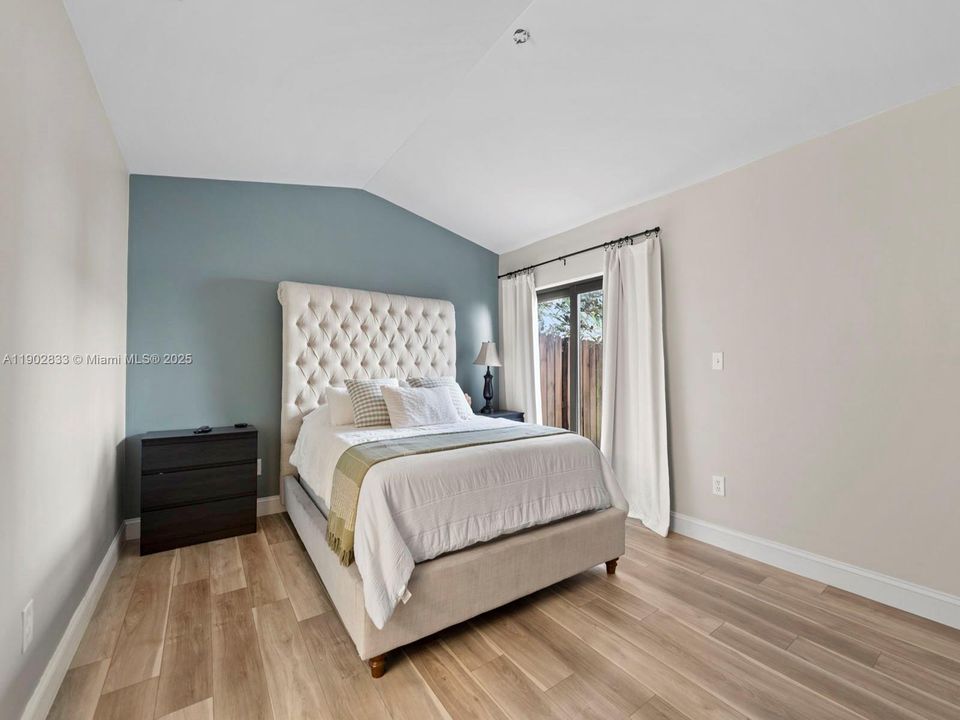 最近售出: $619,000 (3 贝兹, 2 浴室, 1449 平方英尺)