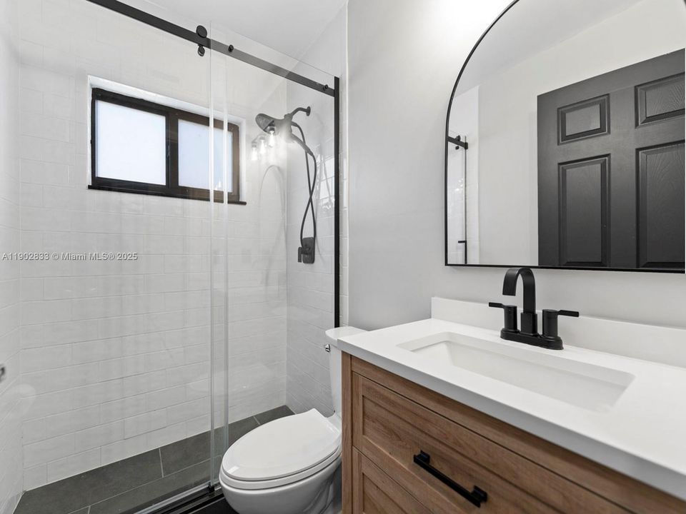 最近售出: $619,000 (3 贝兹, 2 浴室, 1449 平方英尺)