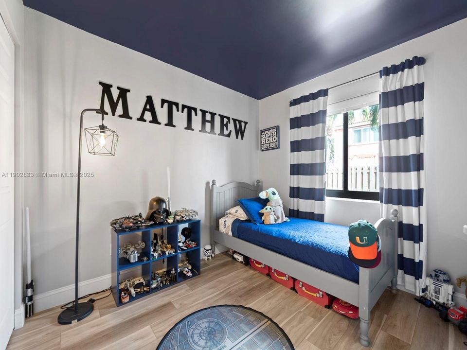 最近售出: $619,000 (3 贝兹, 2 浴室, 1449 平方英尺)