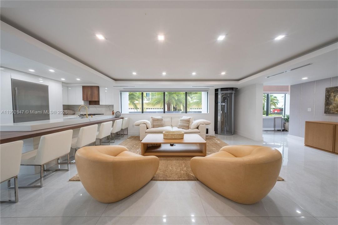 For Sale: $3,195,000 (5 beds, 3 baths, 2373 Square Feet)