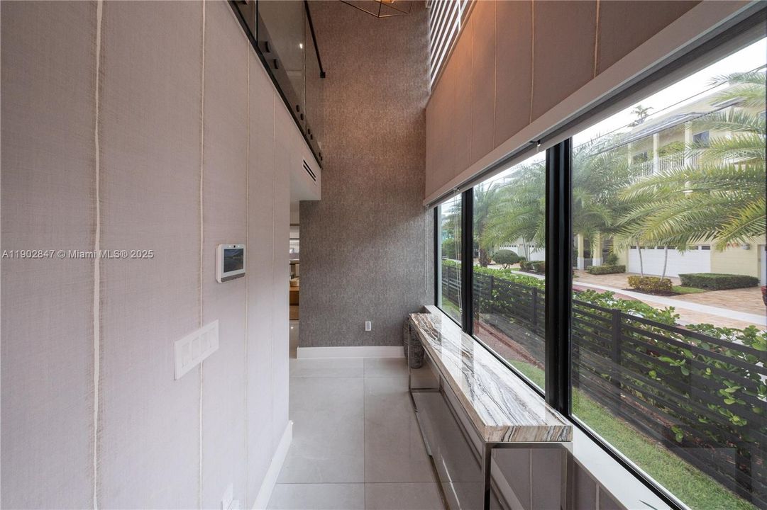 For Sale: $3,195,000 (5 beds, 3 baths, 2373 Square Feet)