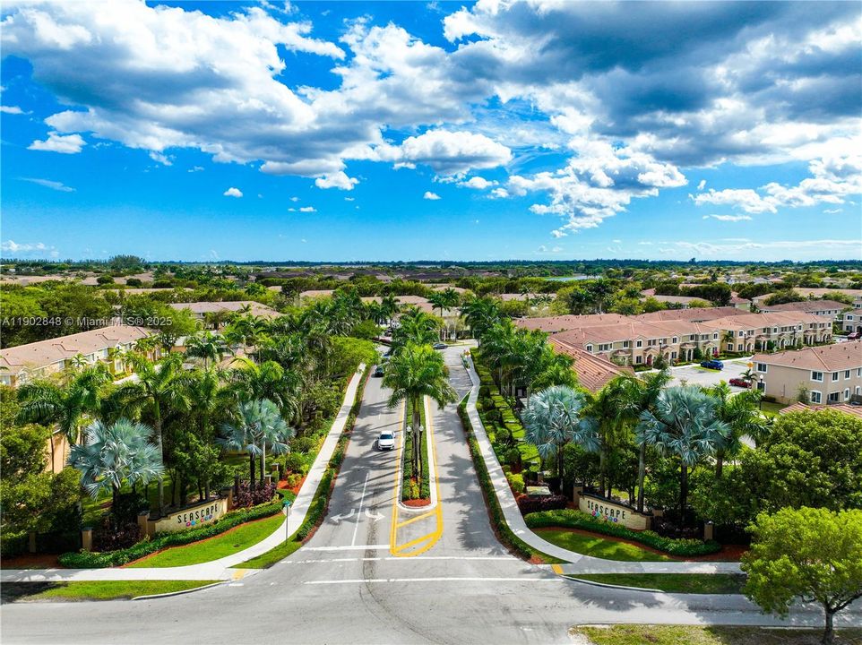 For Sale: $334,900 (3 beds, 2 baths, 1302 Square Feet)