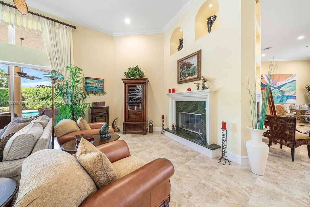 Active With Contract: $5,200,000 (3 beds, 3 baths, 4393 Square Feet)