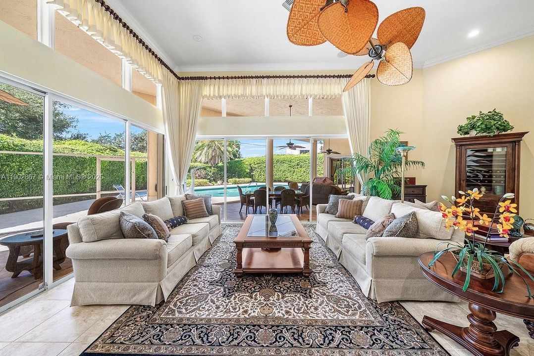 Active With Contract: $5,200,000 (3 beds, 3 baths, 4393 Square Feet)