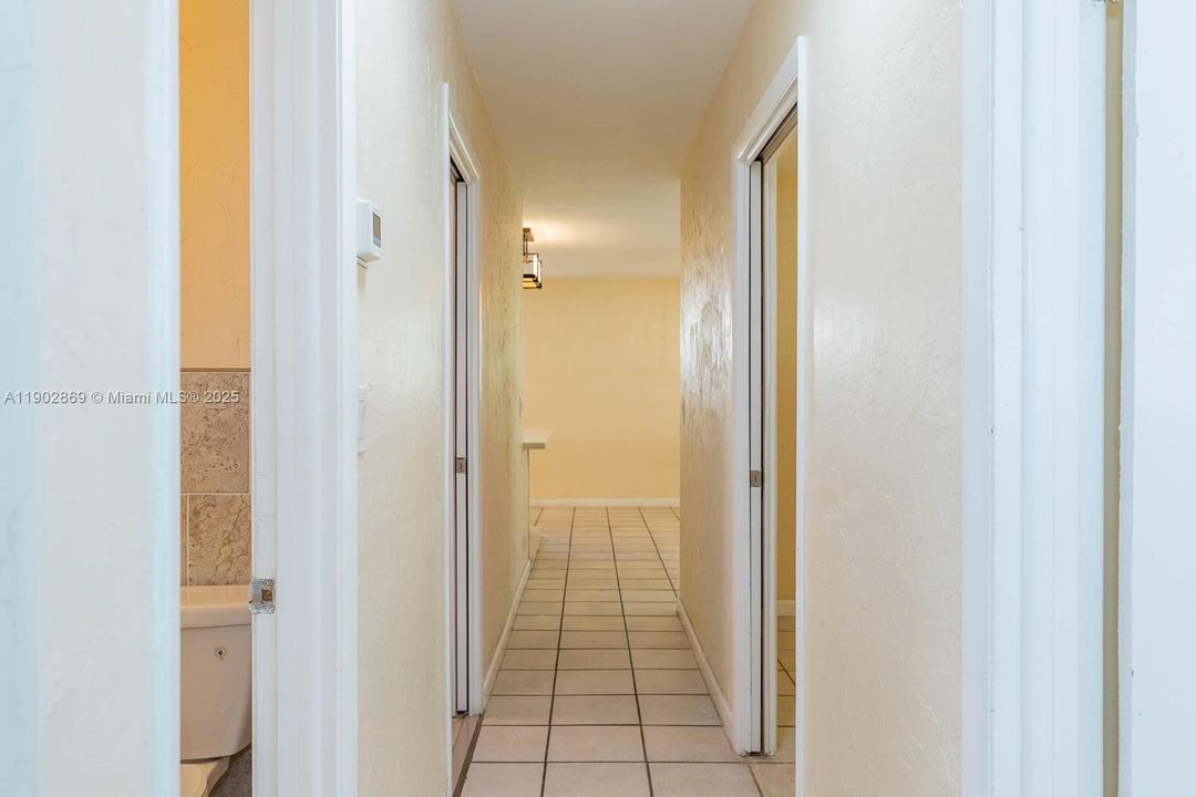 For Rent: $3,395 (3 beds, 2 baths, 1012 Square Feet)