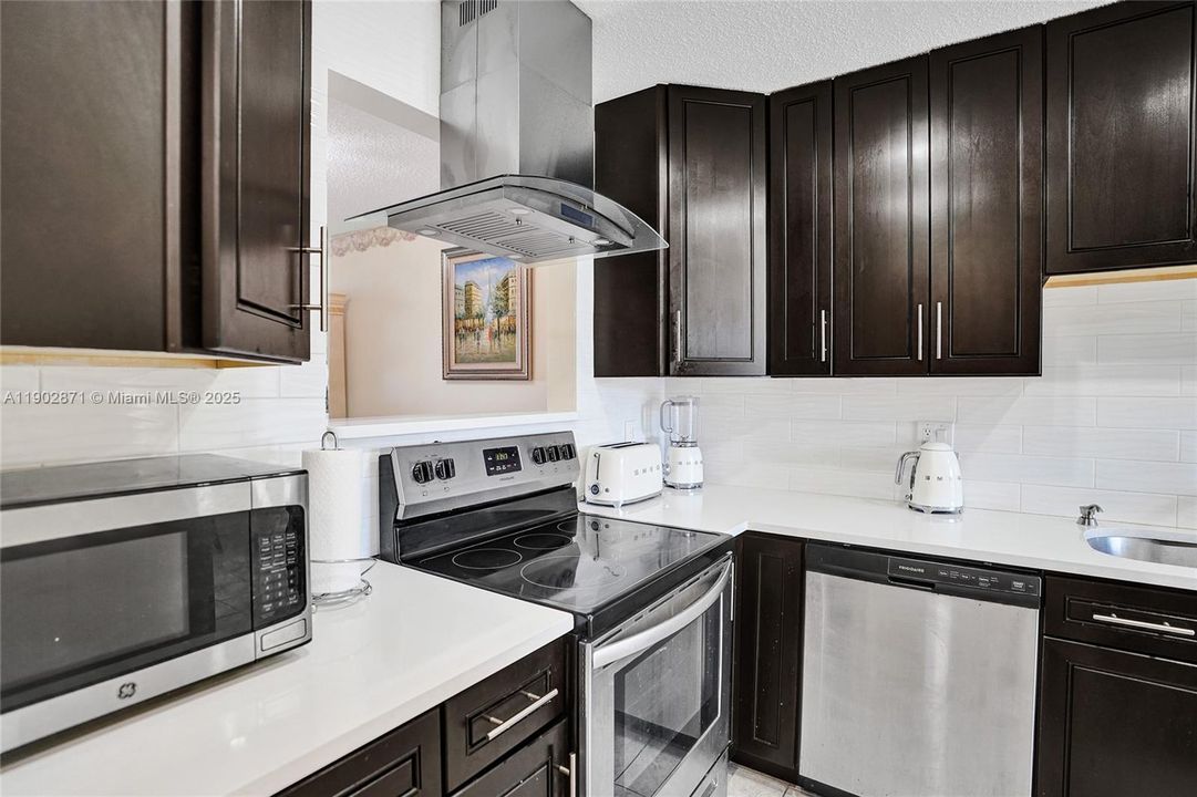 出租: $1,750 (2 贝兹, 2 浴室, 1148 平方英尺)