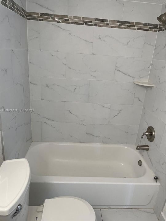 Recently Rented: $1,695 (1 beds, 1 baths, 0 Square Feet)