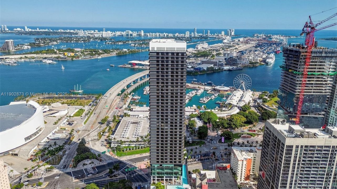 待售: $1,139,000 (1 贝兹, 1 浴室, 626 平方英尺)