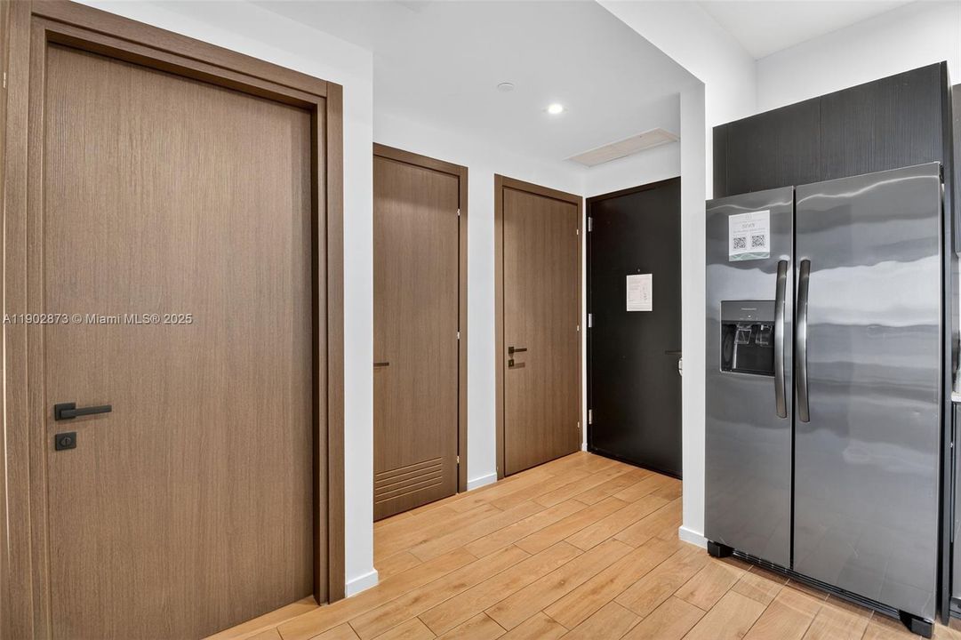 待售: $1,139,000 (1 贝兹, 1 浴室, 626 平方英尺)