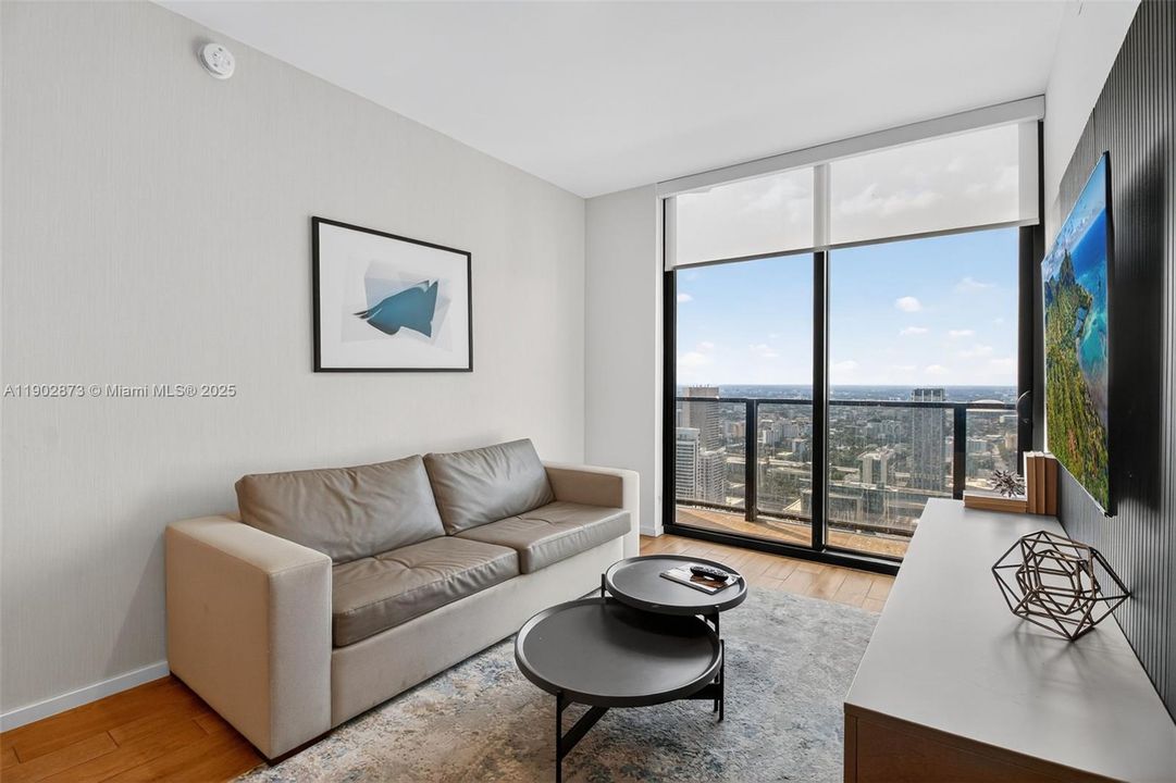 待售: $1,139,000 (1 贝兹, 1 浴室, 626 平方英尺)