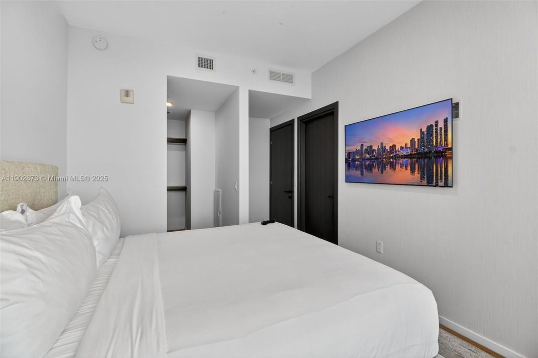 待售: $1,139,000 (1 贝兹, 1 浴室, 626 平方英尺)