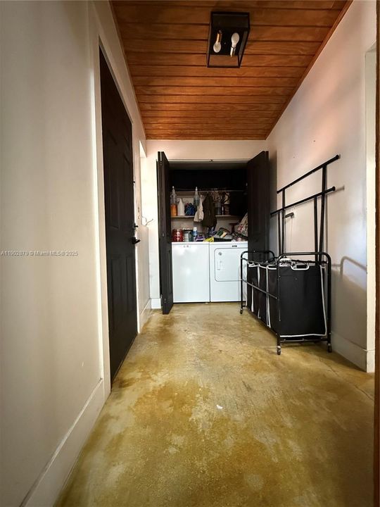 For Rent: $4,350 (4 beds, 2 baths, 1646 Square Feet)