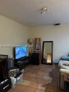 Recently Rented: $1,925 (1 beds, 1 baths, 535 Square Feet)