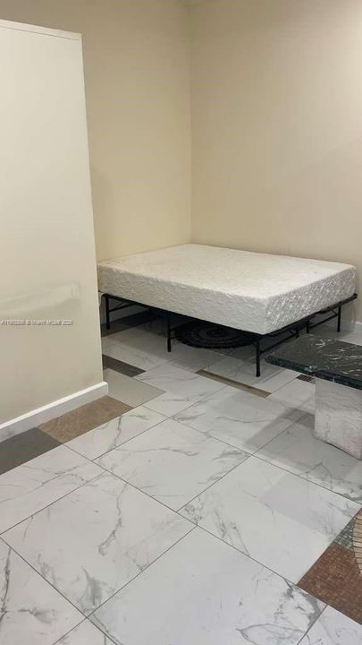 For Rent: $1,500 (0 beds, 1 baths, 0 Square Feet)