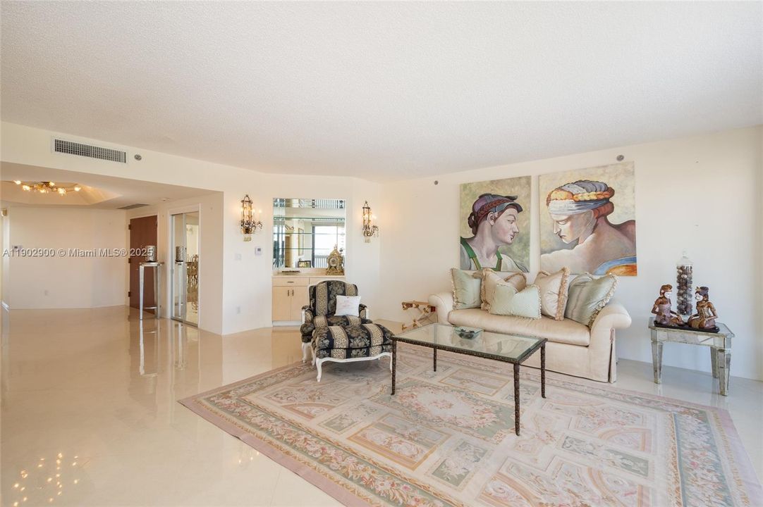 For Sale: $1,125,000 (3 beds, 3 baths, 2630 Square Feet)