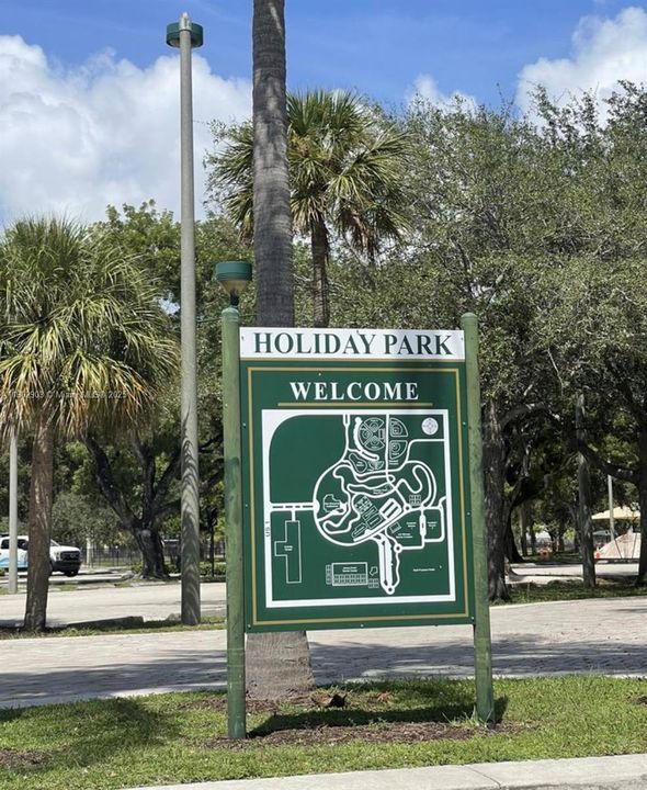 For Rent: $2,500 (0 beds, 1 baths, 364 Square Feet)